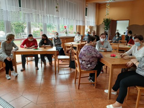 20201016100341-201021-0_pl