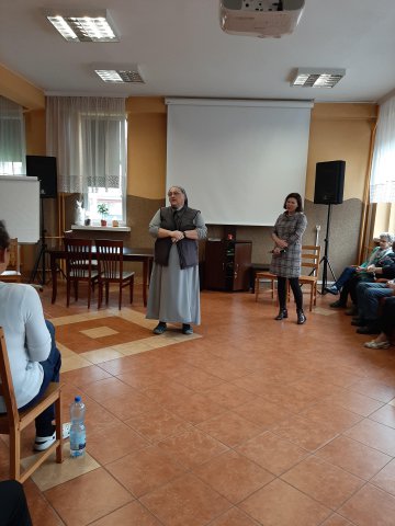 20211015105136-211018-0_pl