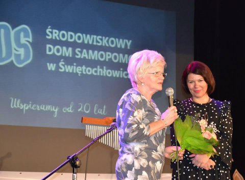 2251954414207030247067374645341703955300589n-171025-0_pl