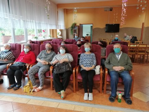 img-20201013-wa0000-201021-0_pl